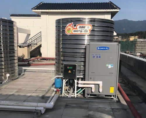 連山壯族瑤族自治縣江景酒店——2套10匹10噸商用空氣能一體機項目